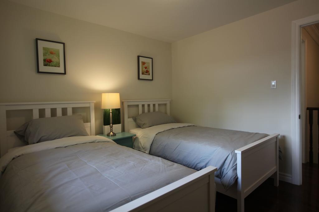 多伦多邓肯公园民宿 Toronto Duncan Park Guesthouse Exterior foto